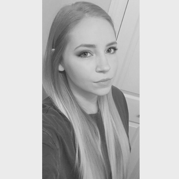 Meet your Posher, Destani's - Picture 2 of 2